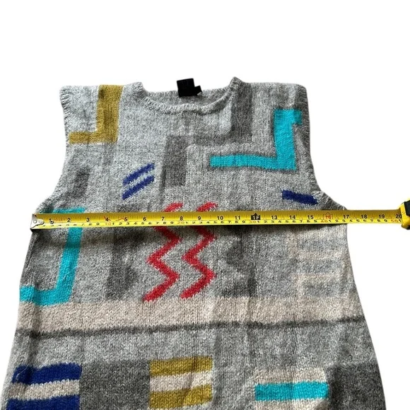 Wool Colorful Geometric Patterned Vest - Medium - Picture 10 of 13